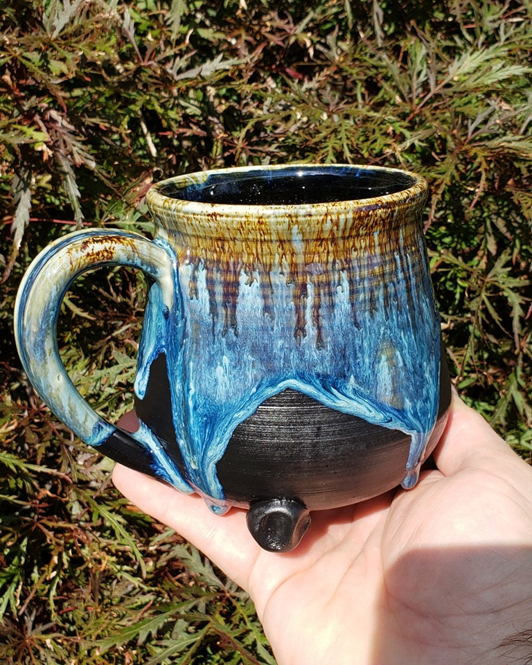 Custom-made Cauldron Mug