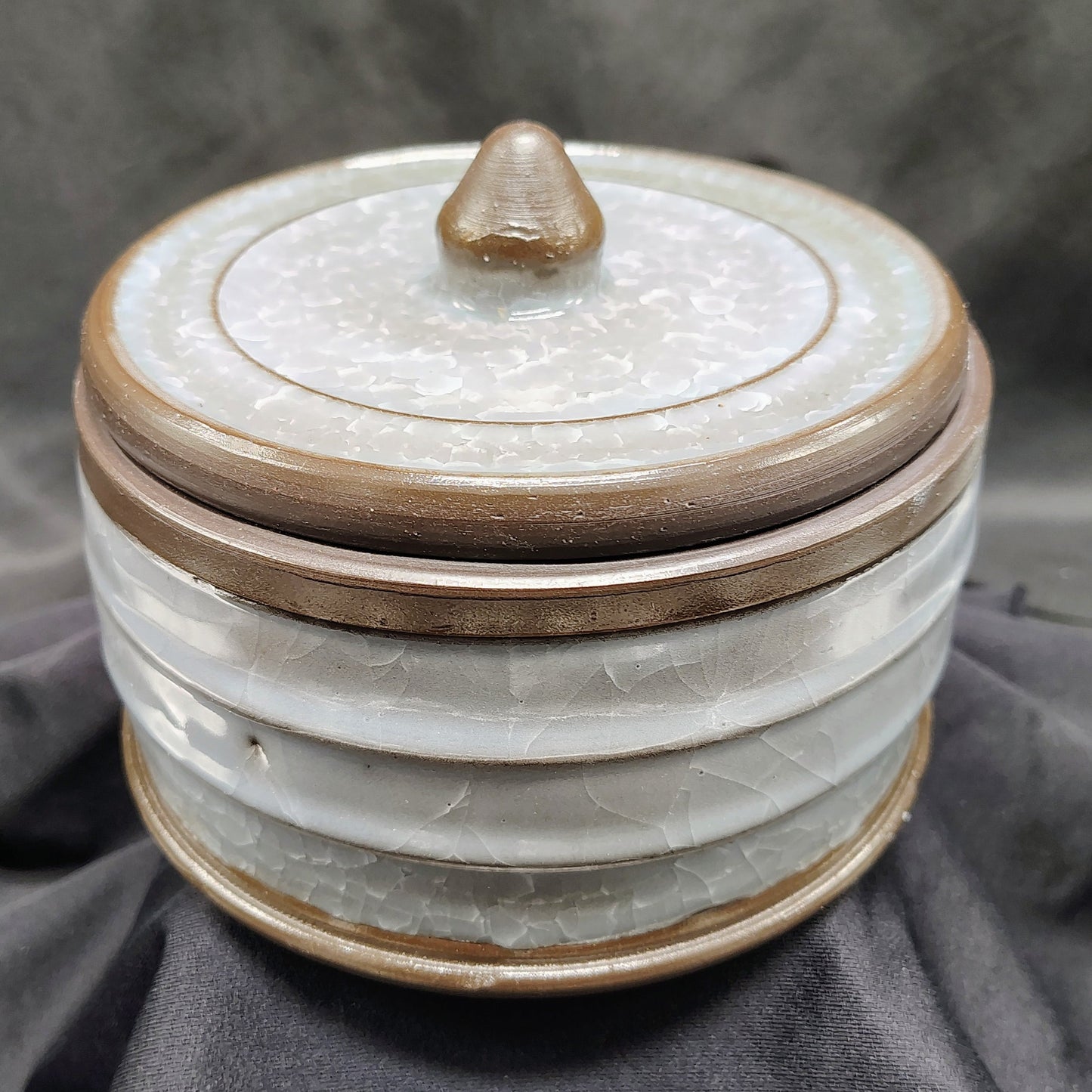 Crackle lidded jar