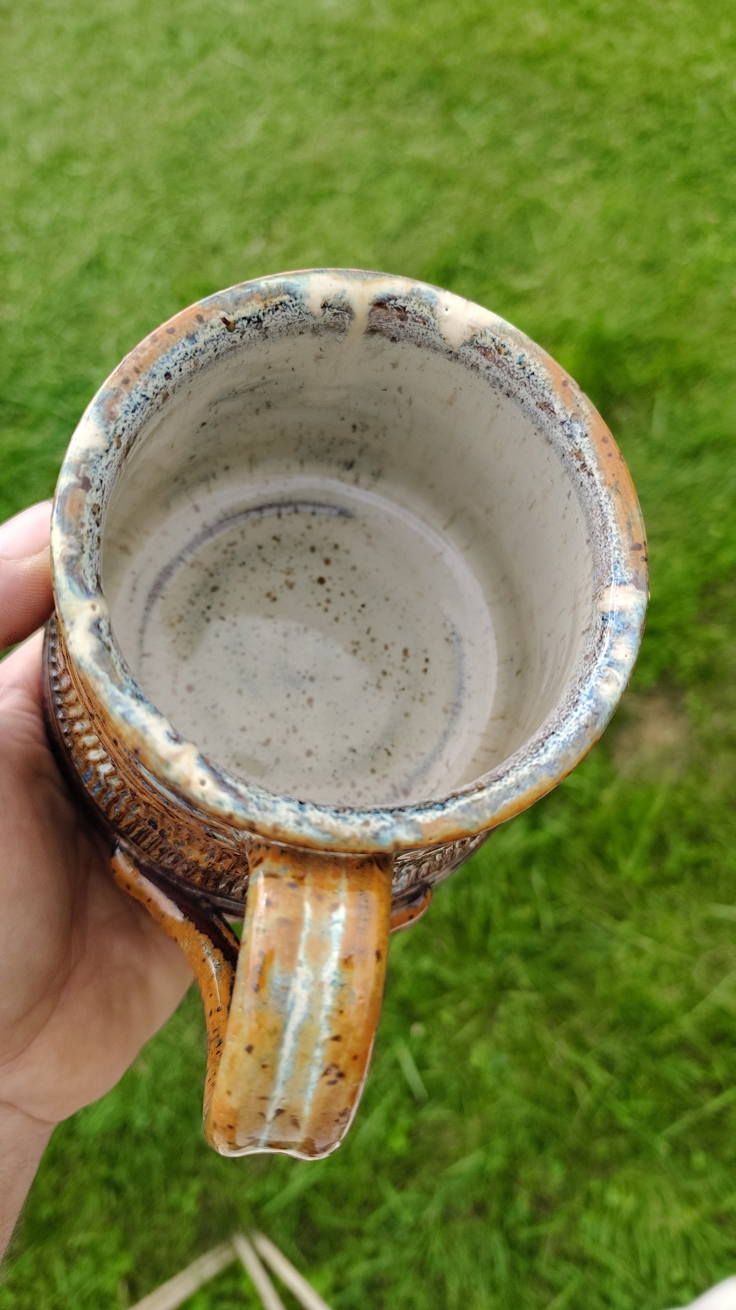 Ruffled Mug