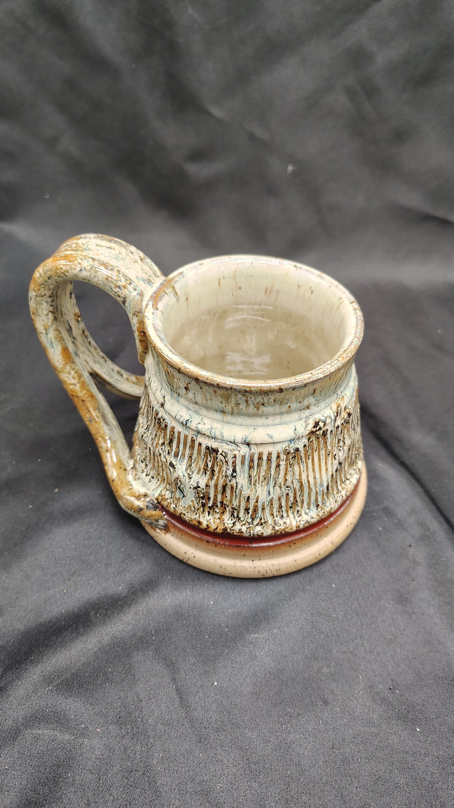 Ruffle Mug